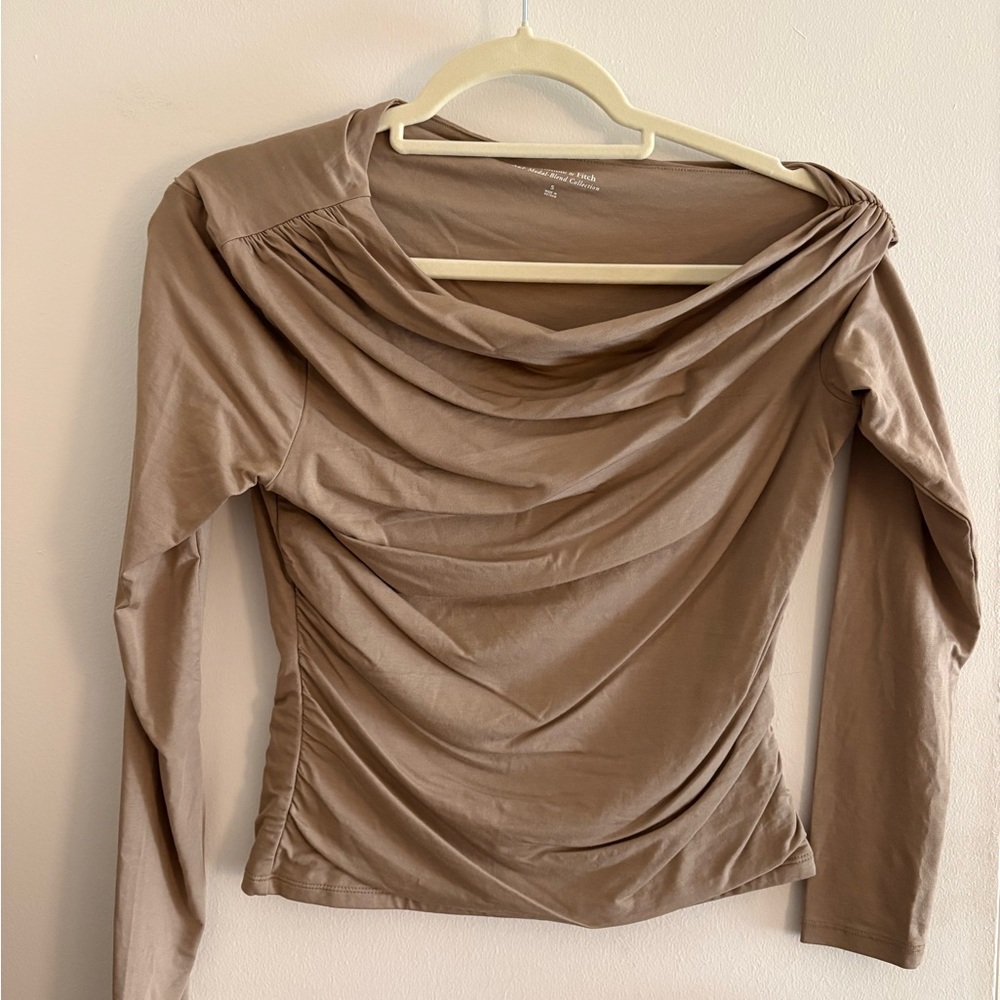 Abercrombie & Fitch Tan Long Sleeve Top